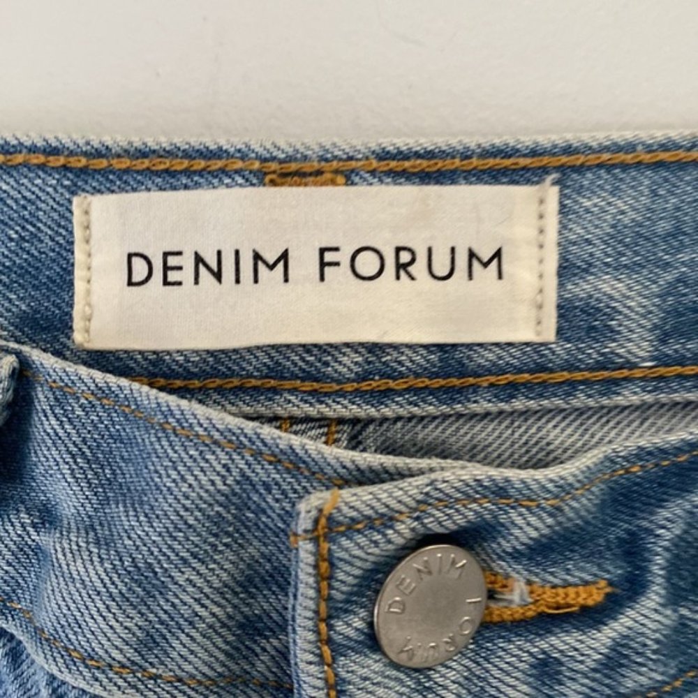 ❗️SOLD❗️Aritzia Denim Forum Distressed Ex Boyfriend Jeans Size 28 - Picture 8 of 12